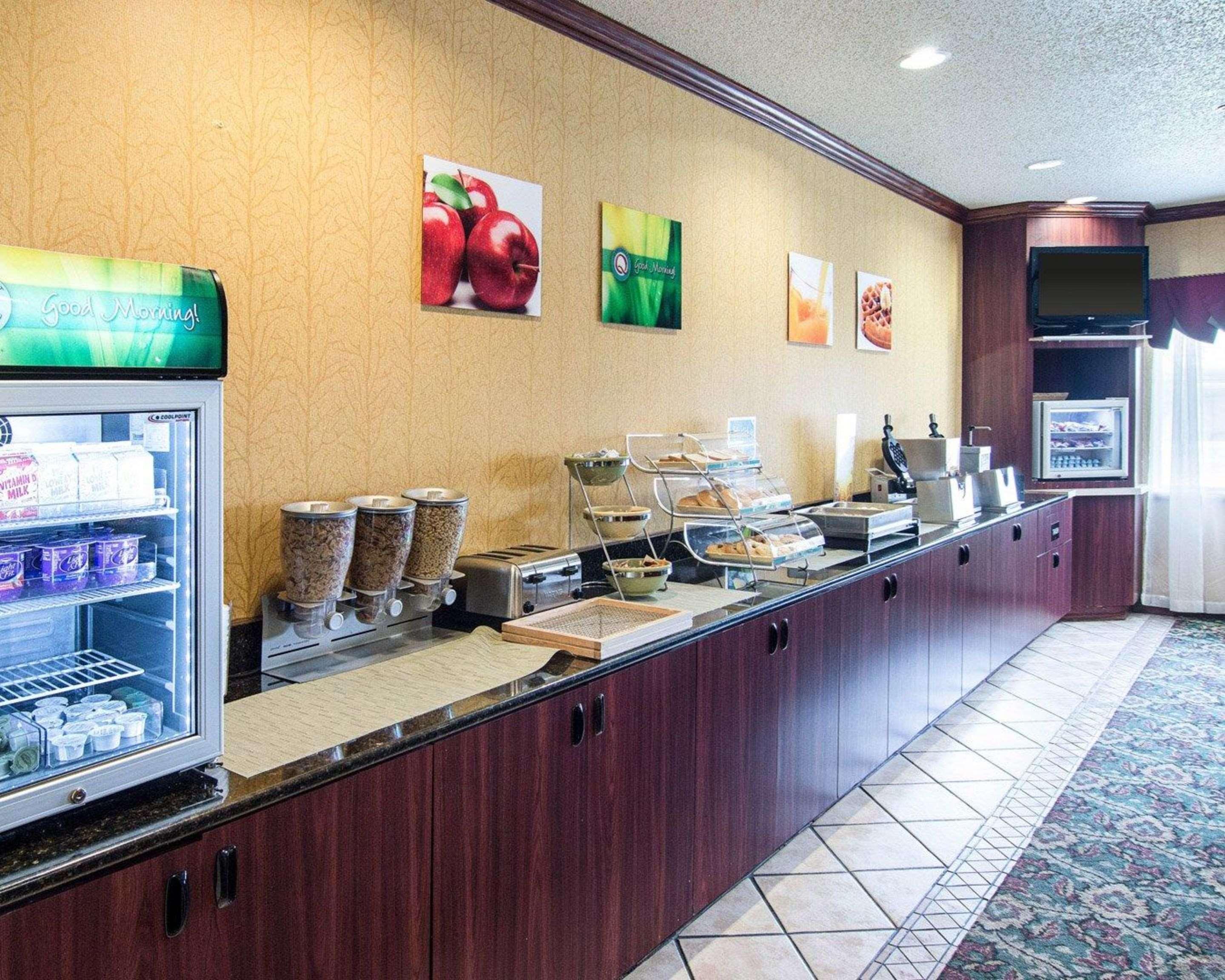 Quality Inn Midland Exterior photo