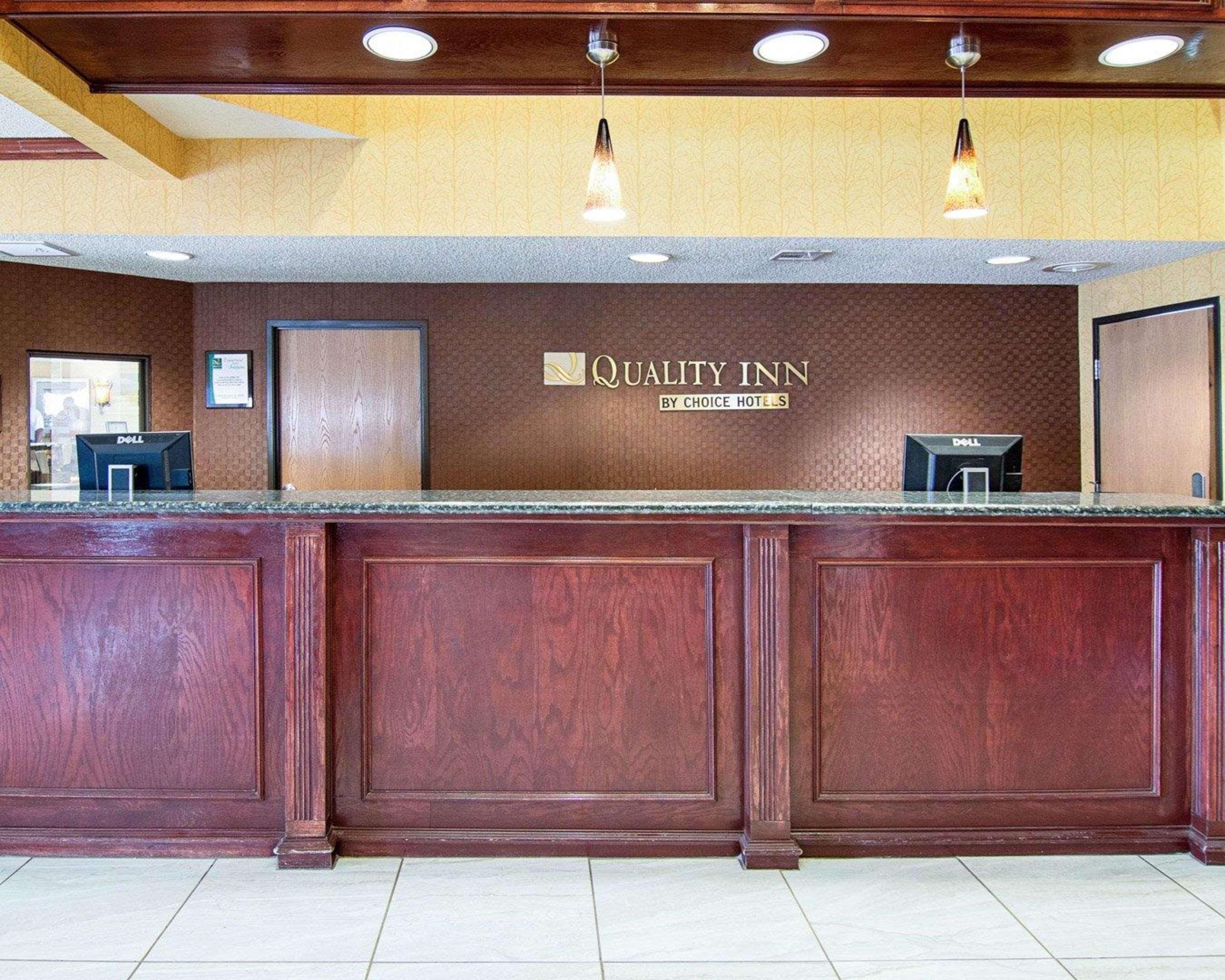 Quality Inn Midland Exterior photo